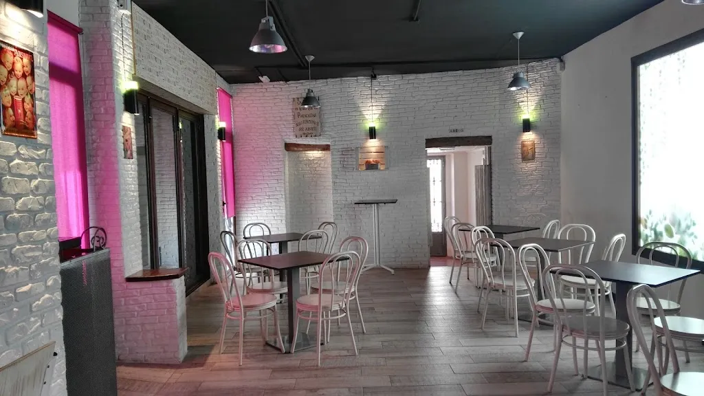 Café Bar “LA PLAZA”. restaurant in Peñascosa