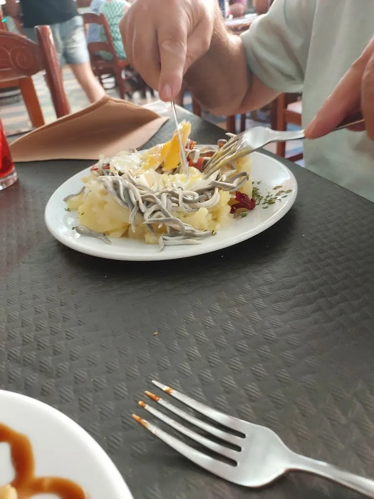 Menu_CAFETERIA RESTAURANTE EL BOMBA_Puertollano_image_3