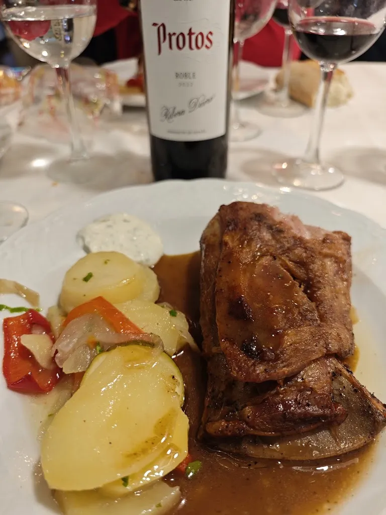 Restaurante Cándido_Puertollano_slider_image_3