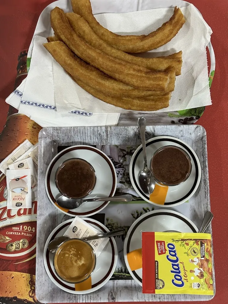 Lilly Wang_Churrería y Chocolatería De La Fuente_Torralba de Calatrava_review