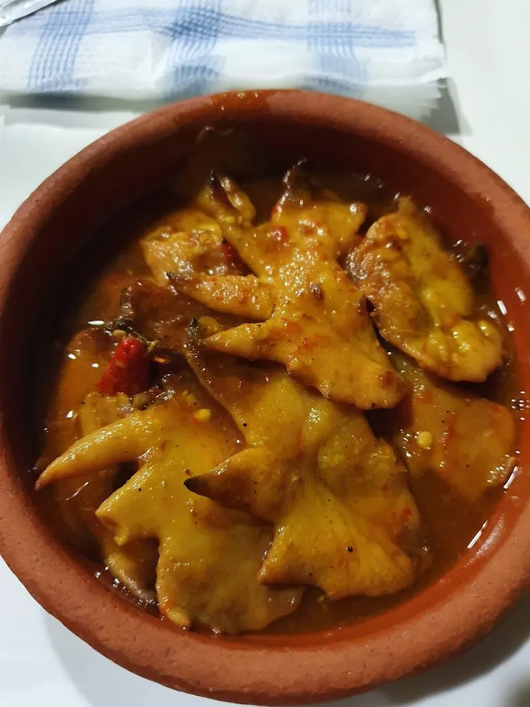 Mari Angeles Ruiz Sala_Bar Cande_Valenzuela de Calatrava_avis