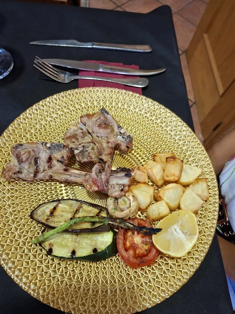 laura Linero_El Portón_Socuéllamos_review