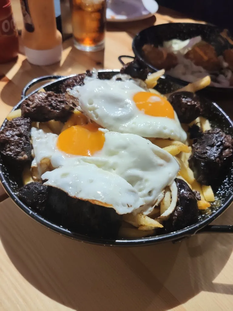 Menu_Luxury LOUNGE & BAR._Pétrola_immagine_2