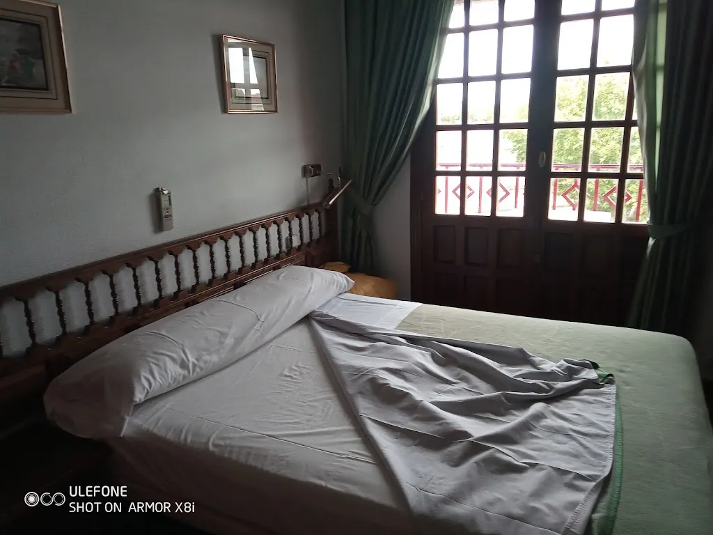 David Thomas_Hostal Santa Barbara_Socuéllamos_review