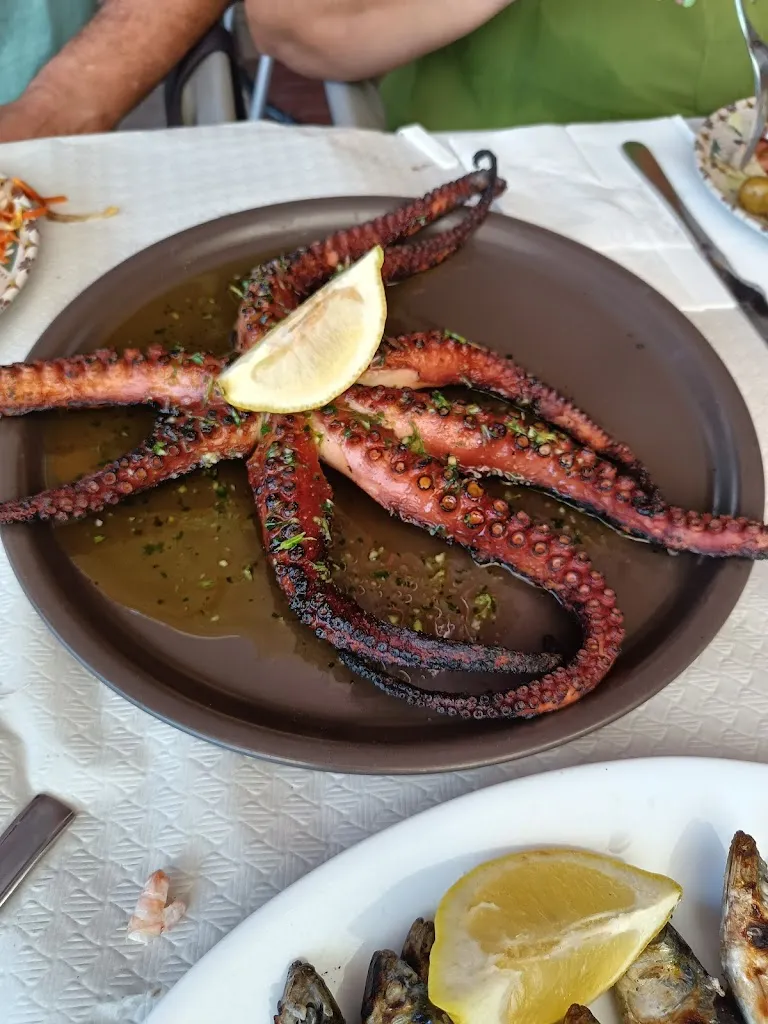 Bar Restaurante Marinero_Torrenueva_slider_image_2