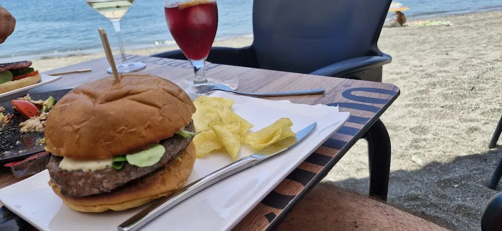 Pub Chiringuito Alive Beach Bar_Torrenueva_slider_image_3