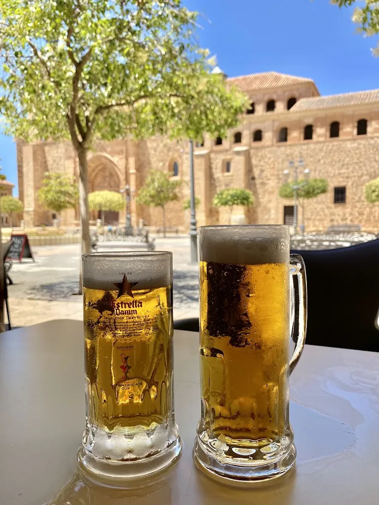 Bing Hu_Bar Restaurante “La Plaza”_Torrenueva_review