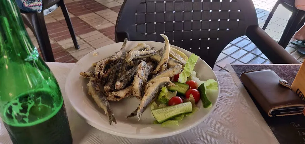 Antonio Cebrian_Bar Justino Rest._Torrenueva_review