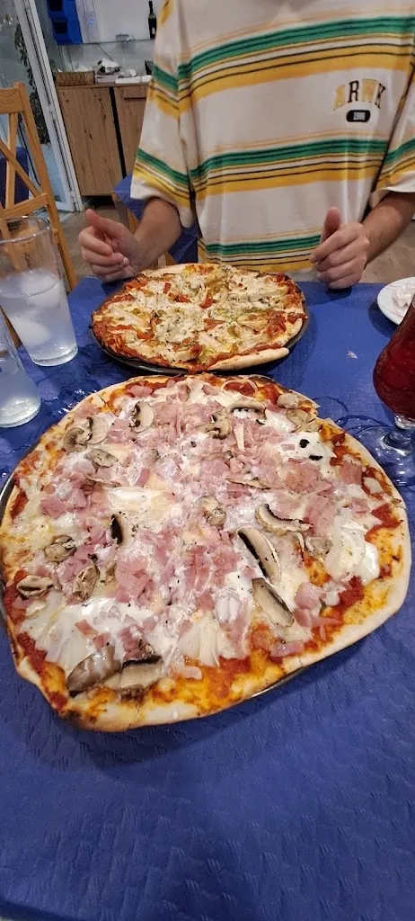 Pizzería Bar El Espigón_Torrenueva_slider_image_3