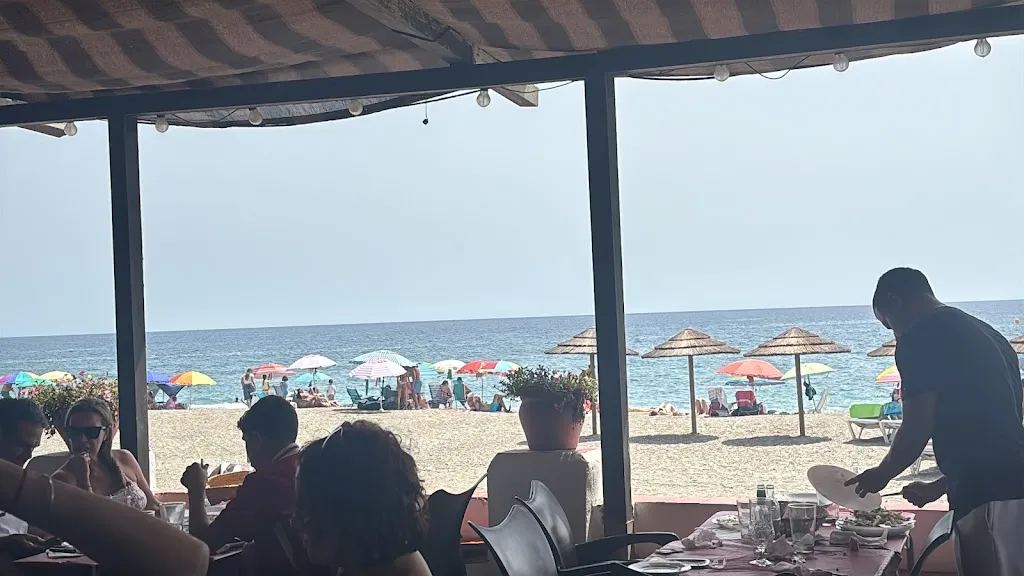 SILVIA MATELLAN POLO_Restaurante-Chiringuito 