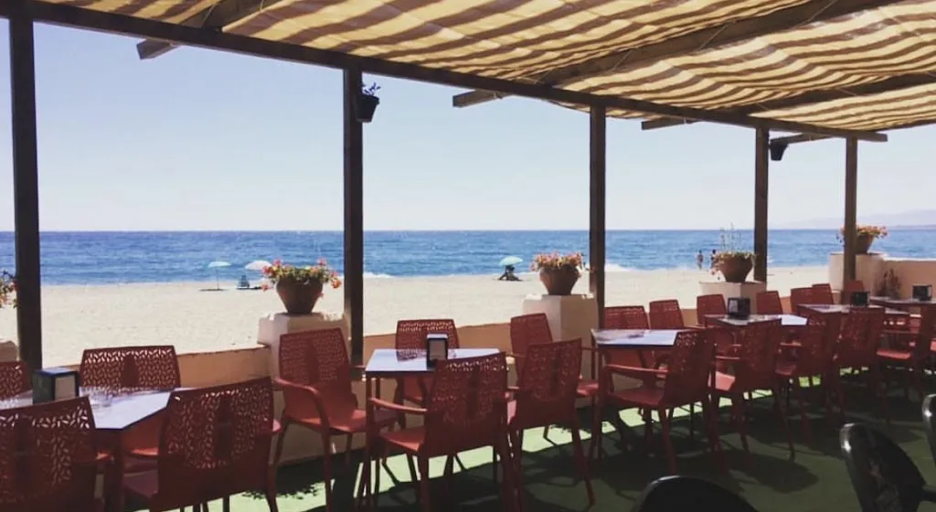 Restaurante-Chiringuito "Vayatela" restaurant in Torrenueva