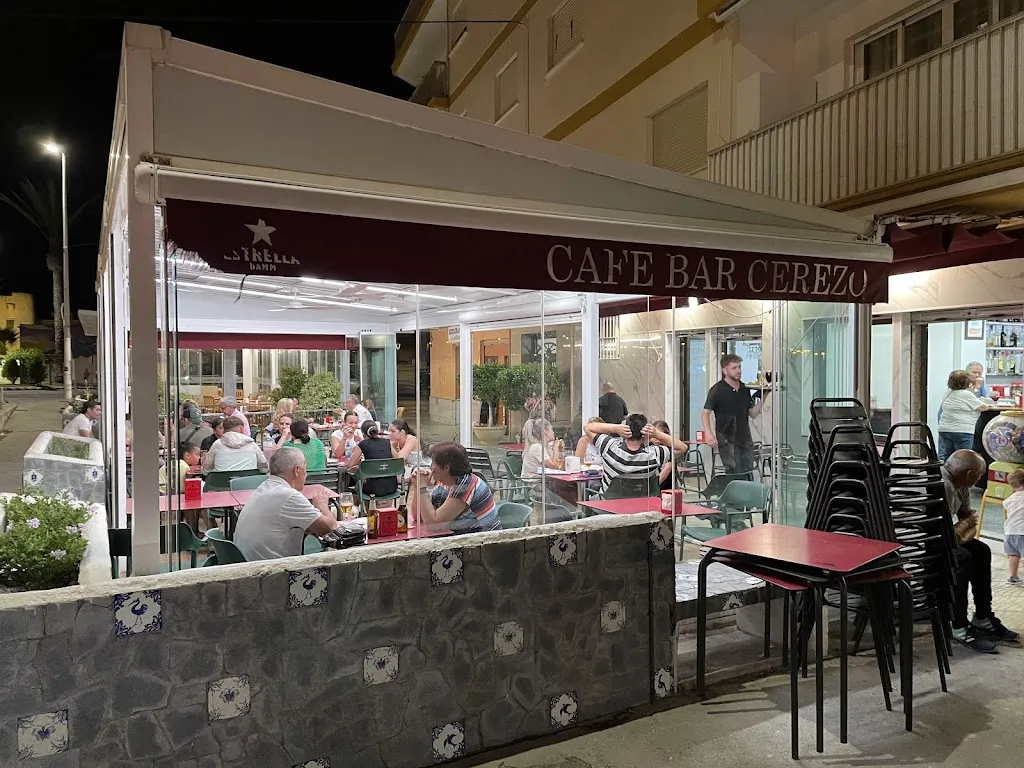 El Cerezo restaurant in Torrenueva