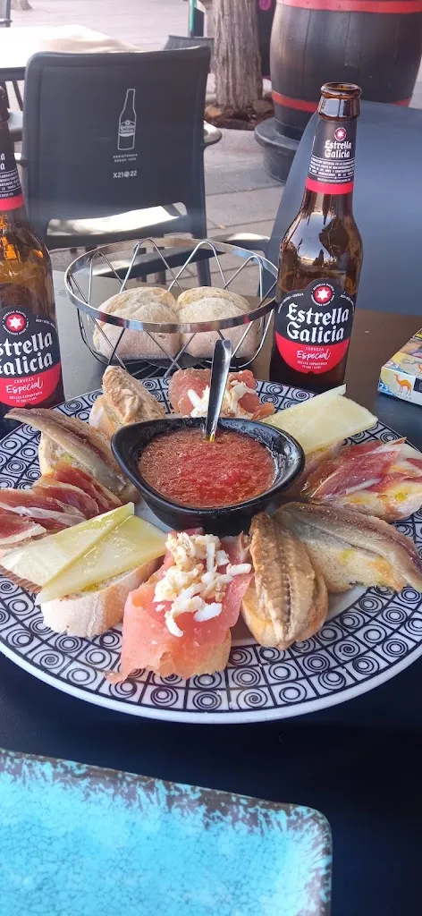 Maria Martínez_Puerta de Pro_Tomelloso_recensione