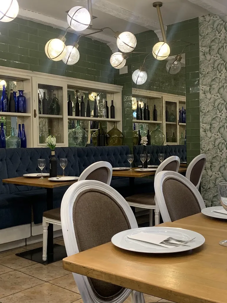 VINEA restaurant in Tomelloso