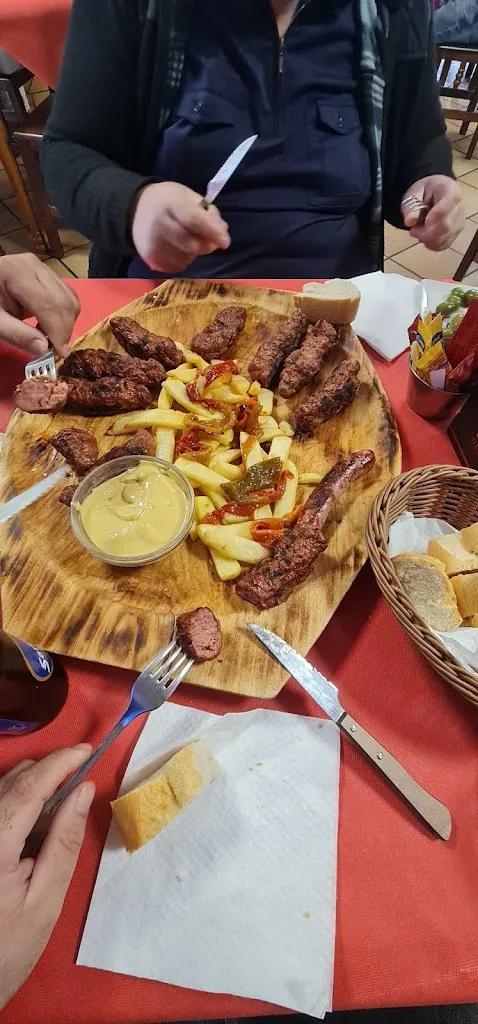 Ciprian Neica_BAR SERTYMAN_Tomelloso_review