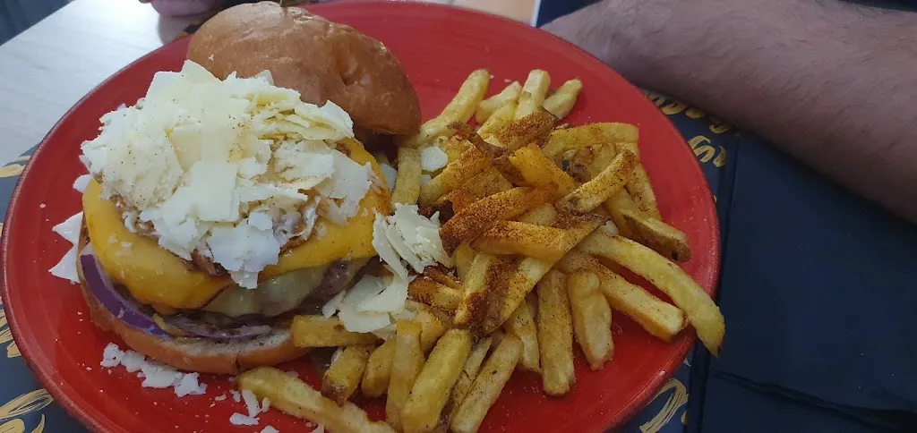 Menu_Chesy's Burger_Tomelloso_image_7