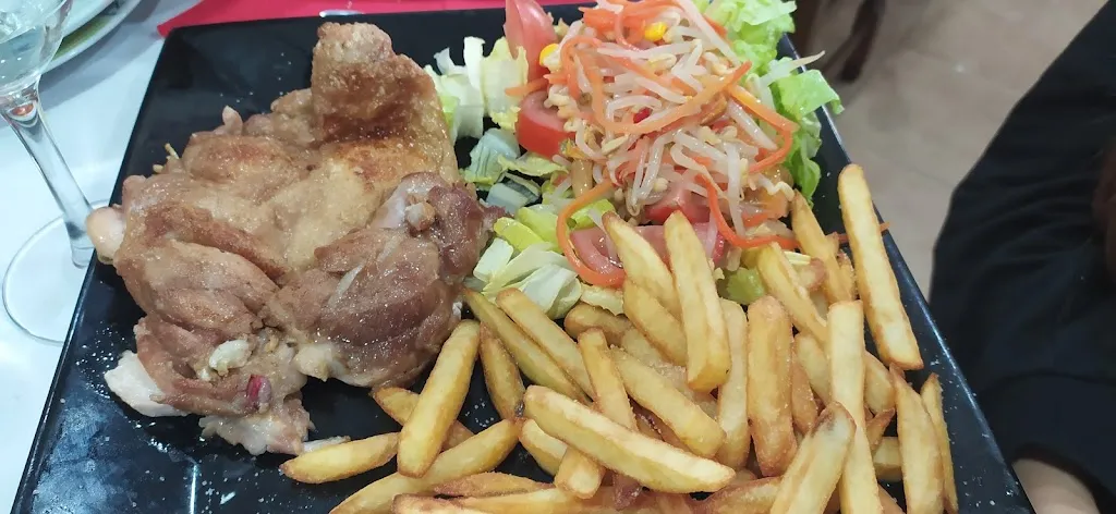 Menu_Bar Come Y Calla_Tomelloso_image_6