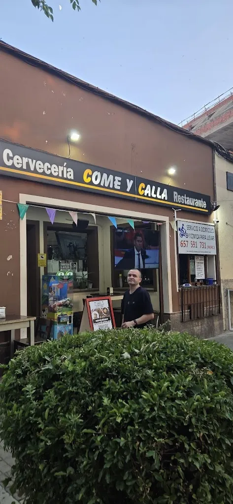 Bar Come Y Calla restaurant in Tomelloso