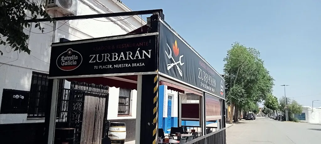 Abril Luna Blanca_Bar Zurbarán_Tomelloso_review