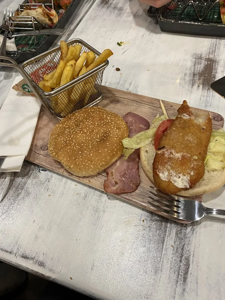 Alex Eldur_MAISON GREEN_Tomelloso_review