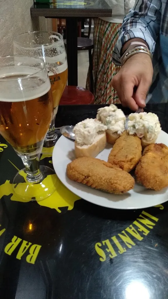 Ivan Castillo Vicente_Bar Villanueva de los Infantes_Villanueva de la Fuente_review