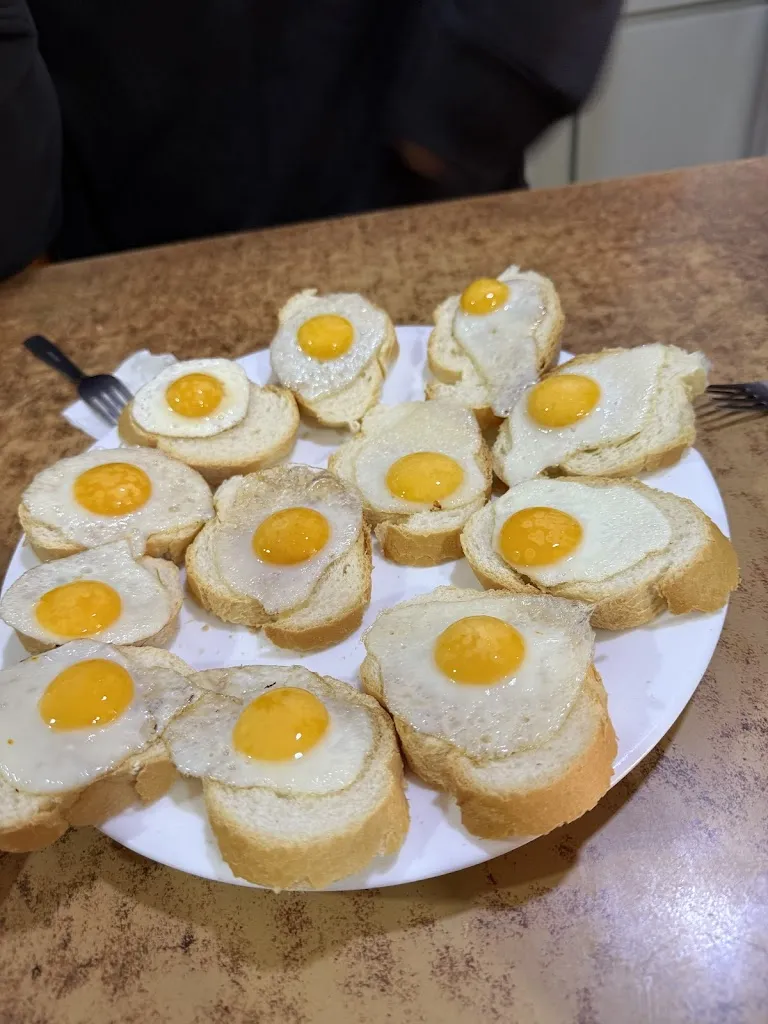 Carlos Bañuls_Bar España_Villanueva de la Fuente_review