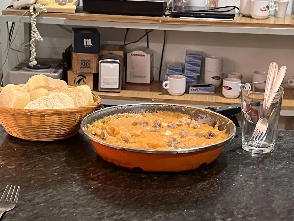 Bar España restaurant in Villanueva de la Fuente