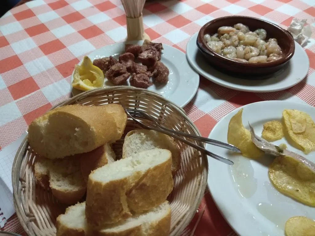 Café Bar Avenida Los Tejeros_Pozo Cañada_slider_image_2