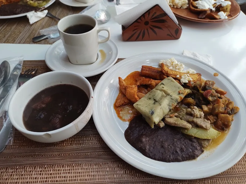 Menu_Los Tulipanes Restaurant_Villahermosa_image_8