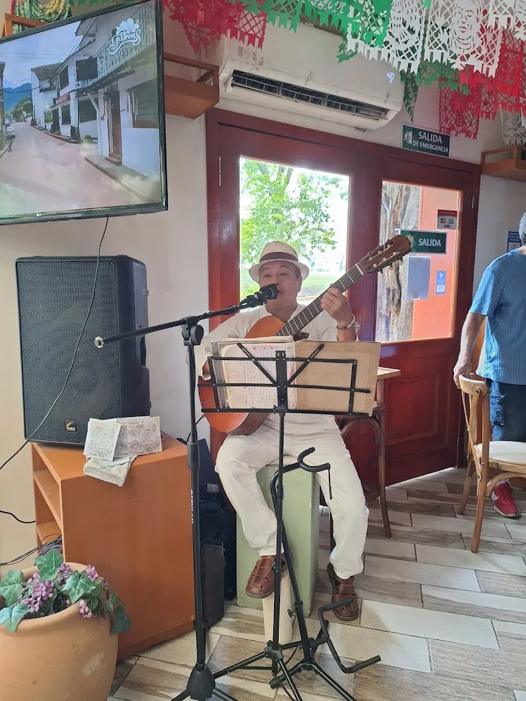 Alejandra Ek_Los Tulipanes Restaurant_Villahermosa_review