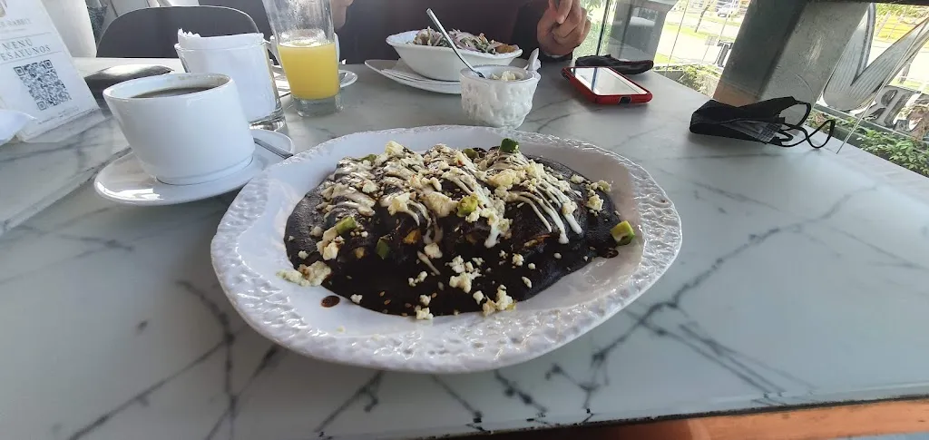 Menu_Ginger Rabbit. Distillery + Kitchen_Villahermosa_image_7