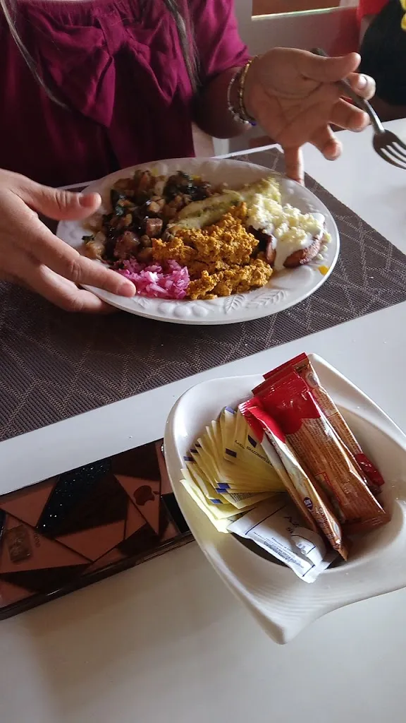 Menu_Restaurante Los Tulipanes Suc. CICOM_Villahermosa_image_6