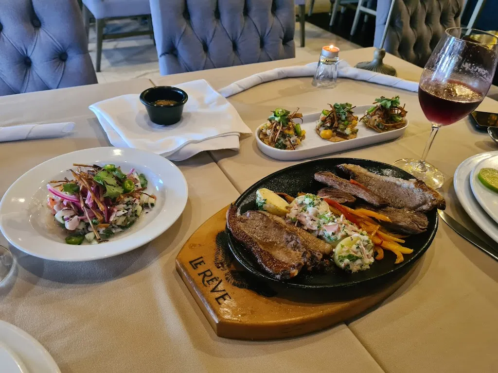 Guadalupe Perez Morales_Le Rêve_Villahermosa_review