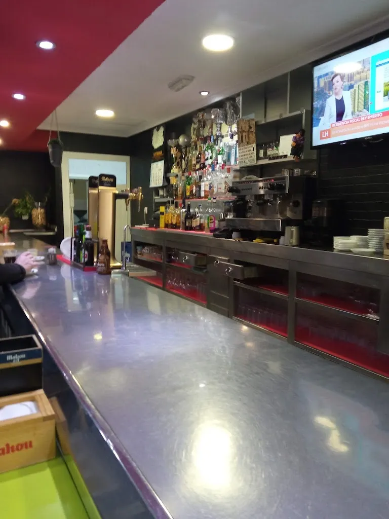 Antonio Martos Moral_Café-Bar 