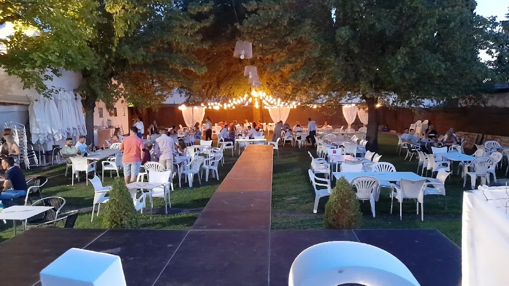 Bar Piscina de Adamuz restaurant in Adamuz