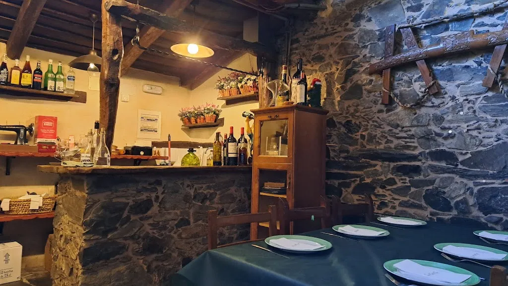 Restaurante O Garaxe restaurant in Abegondo