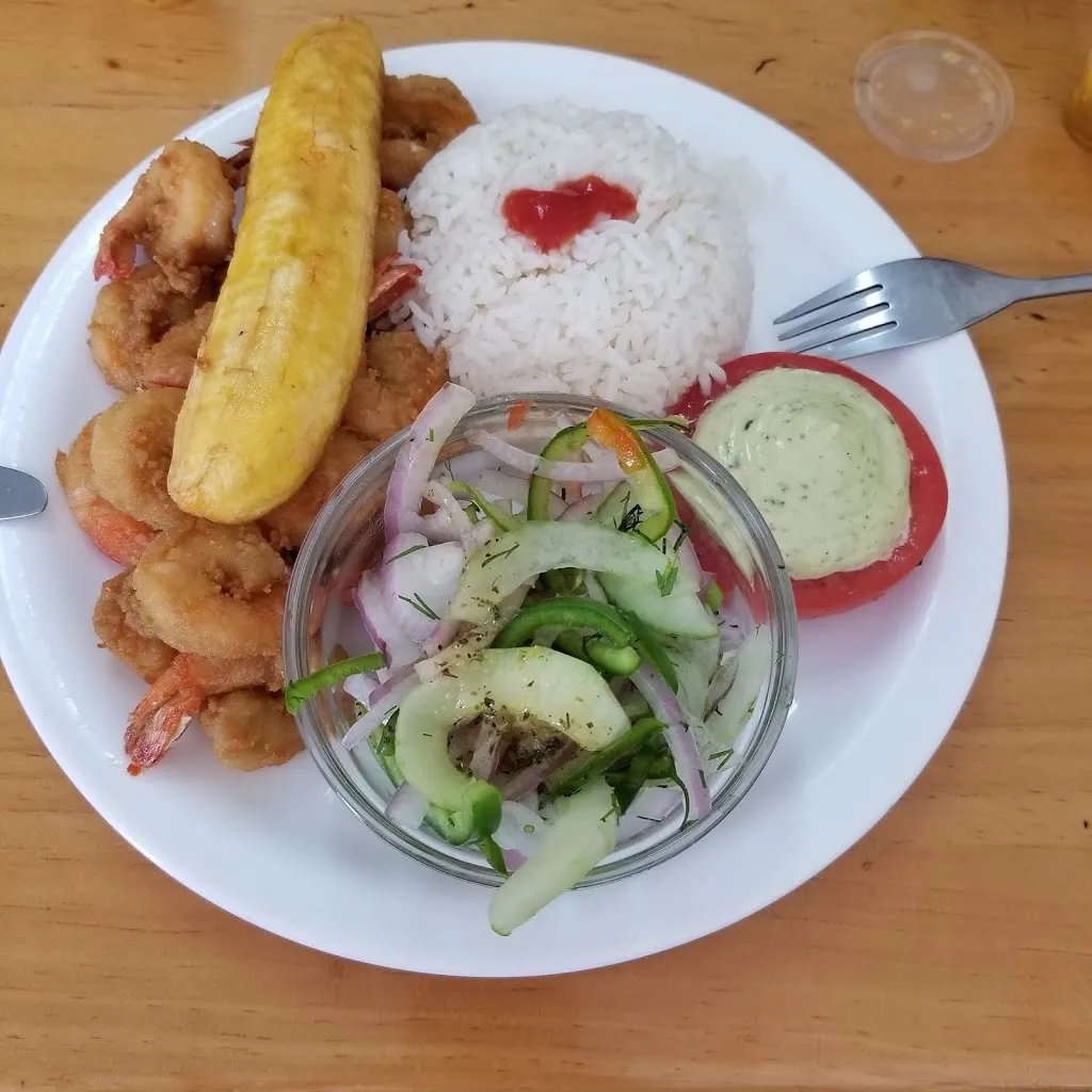 LOS CEBICHES DE LA RUMIÑAHUI_Carcelén_slider_image_3