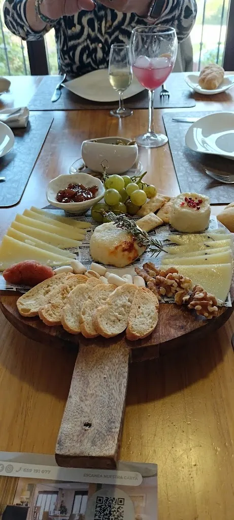 Angel Cazorla Guijarro_El Rincón del Acebuche_Almedinilla_review