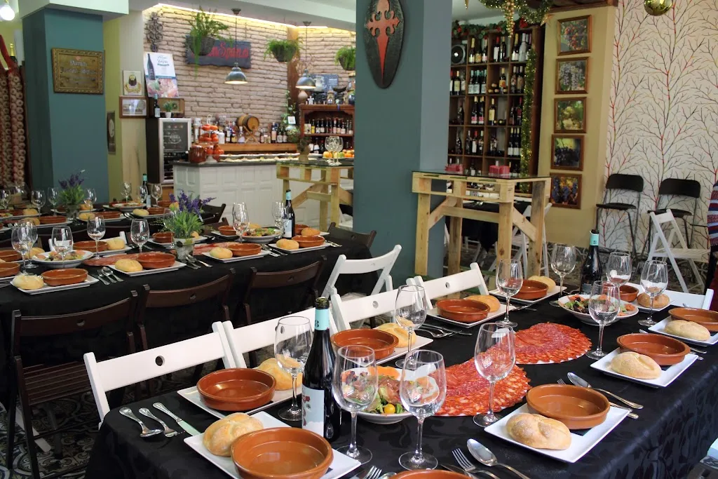 Restaurante JAMON SPAIN_Valdepeñas_slider_image_3