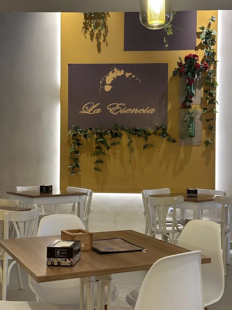 Jordi Ferrer_Esencia Gastro Tapas l Restaurante Valdepeñas_Valdepeñas_review