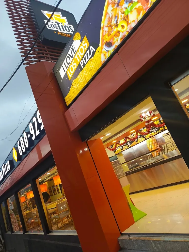 Pizzería Los Tíos Carcelén restaurant in Carcelén