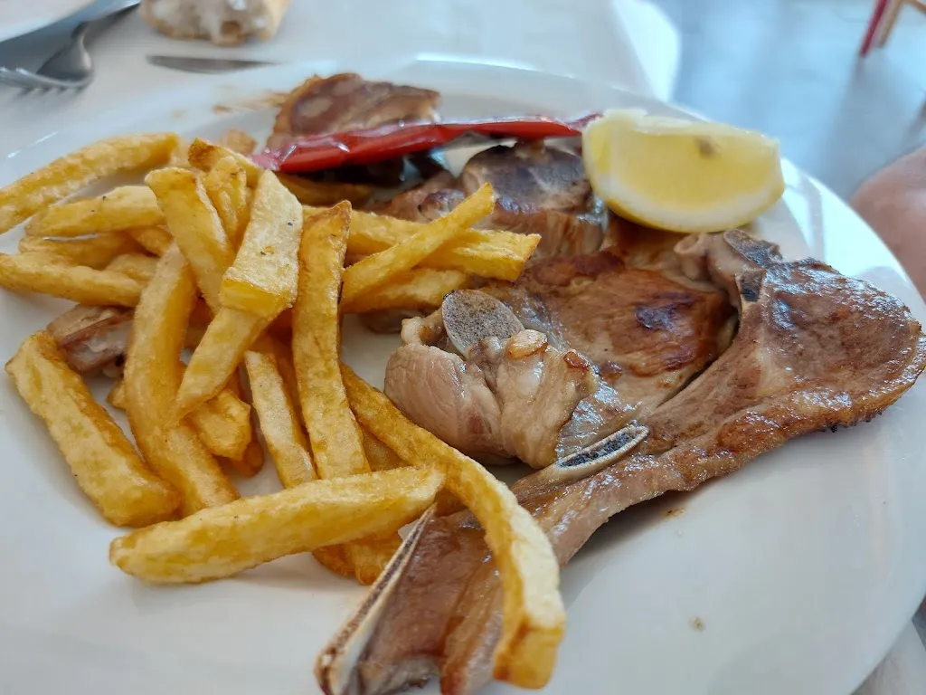 Restaurante Entrecaminos_Valdepeñas_slider_image_3