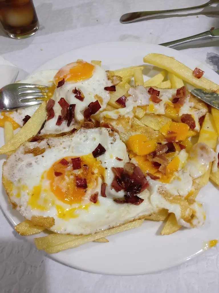 Gonzalo P._Bar Empotros, Restaurante Y Asador_Valdepeñas_review