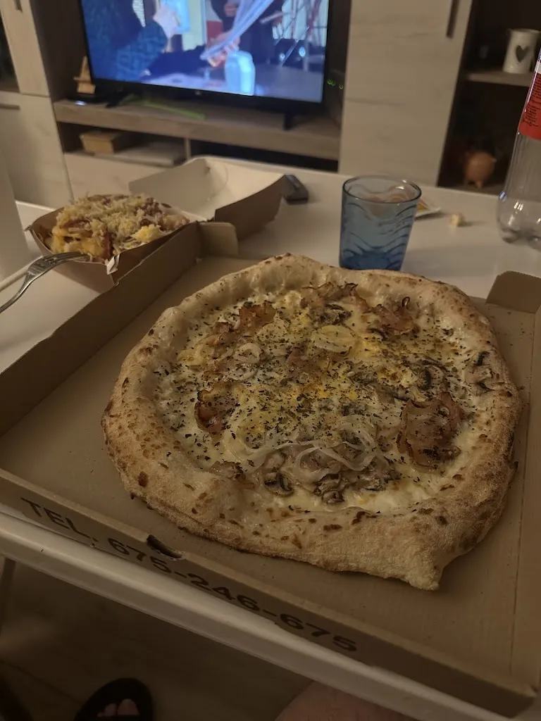 Sergio Hernández Pérez_Pizzería el Leñador_Valdepeñas_review