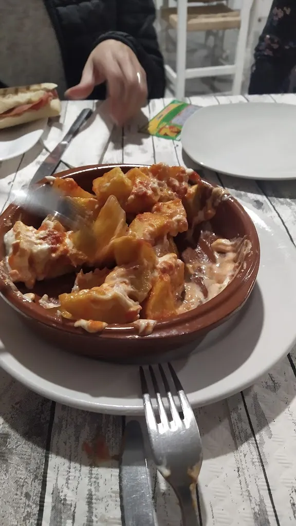 Menu_Hostal Restaurante César_Alcaracejos_immagine_9