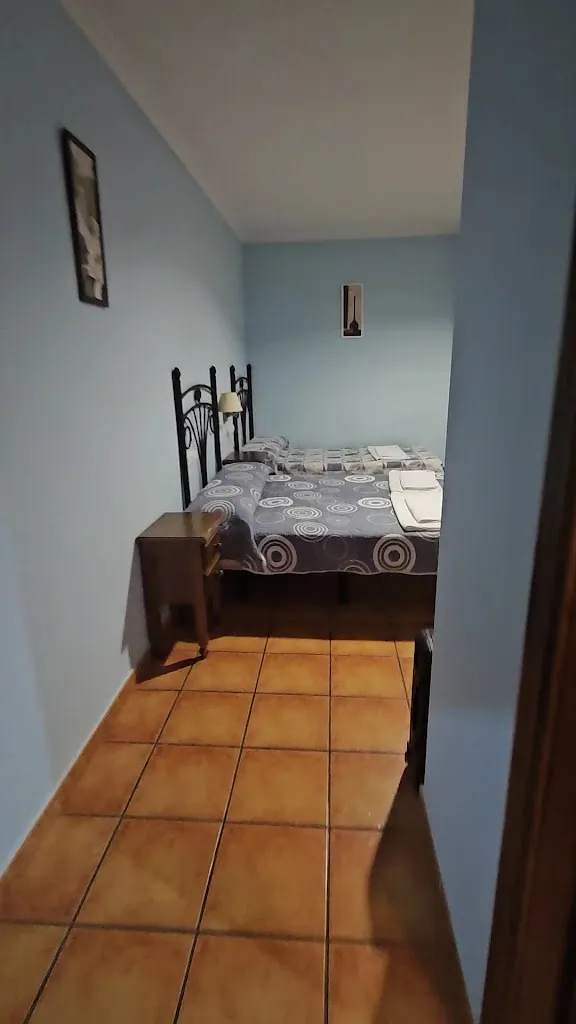 Julián y Pendorcho_Hostal las Tres Jotas_Alcaracejos_recensione