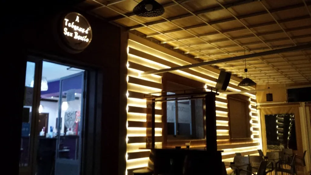 A Taberna D´San Benito restaurant in Boqueixón