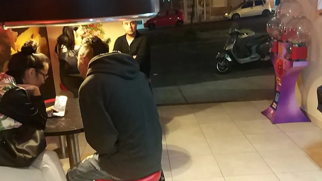 Hugo Muñoz_Dary_Carcelén_review