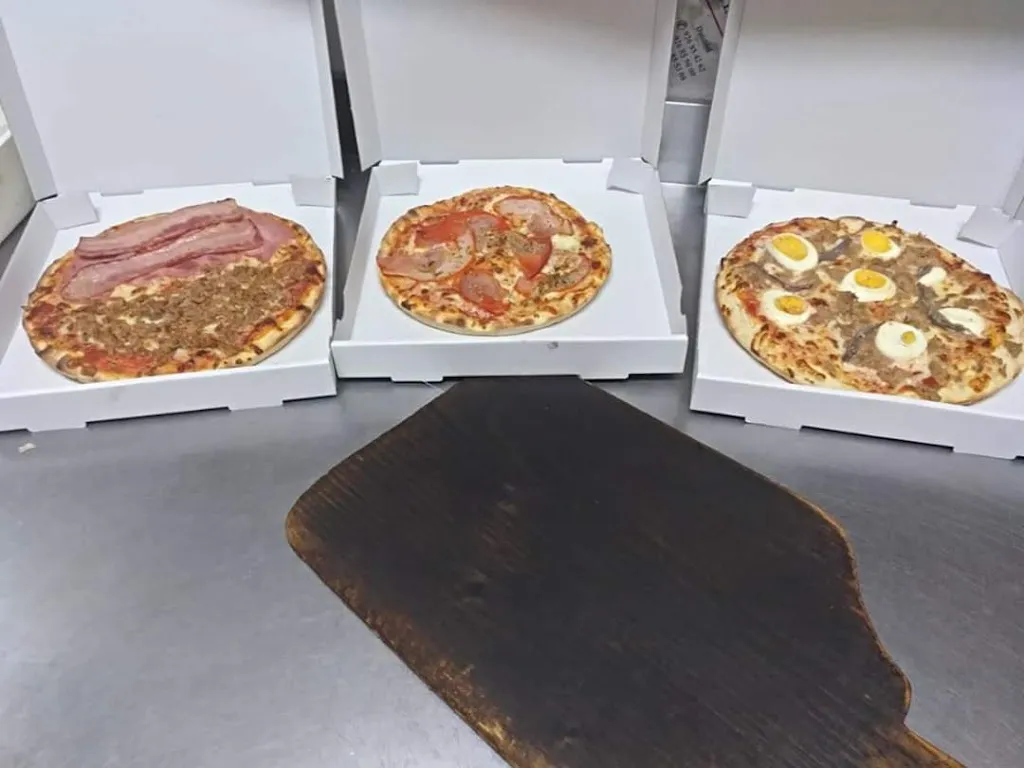 Menu_Pizzeria Castello_Villarrubia de los Ojos_image_7