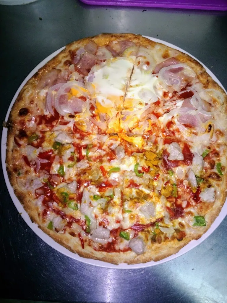 Menu_Pizzería LA ZONE_Villarrubia de los Ojos_immagine_6